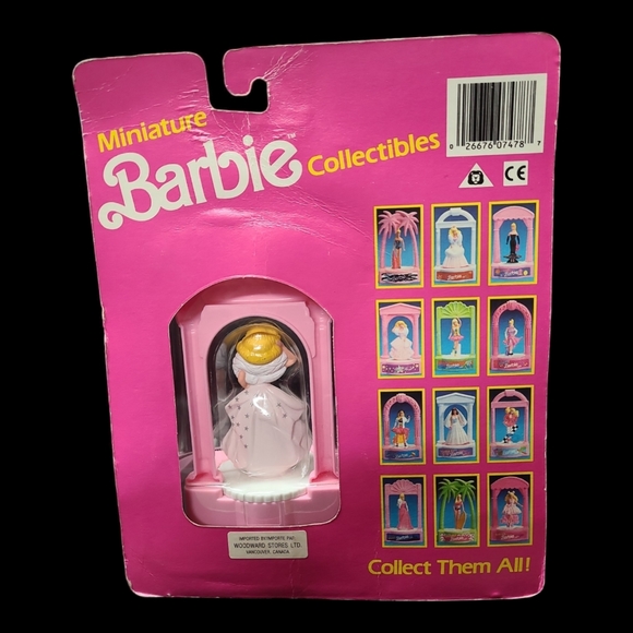 Vintage Miniature Barbie Collectibles "Superstar Barbie 1989" - Picture 8 of 11